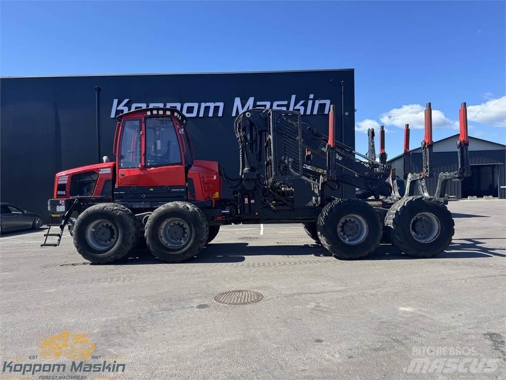 Komatsu 895 Forwarders