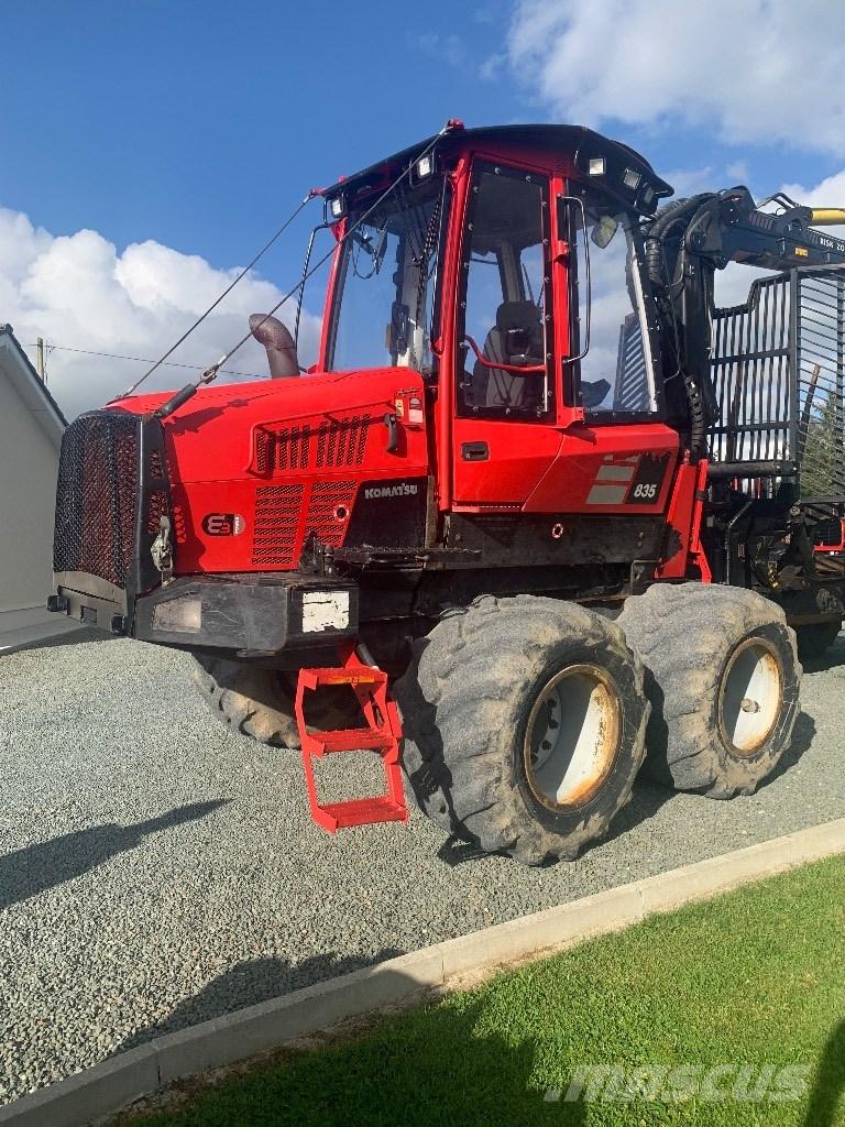 Komatsu 835 Forwarders