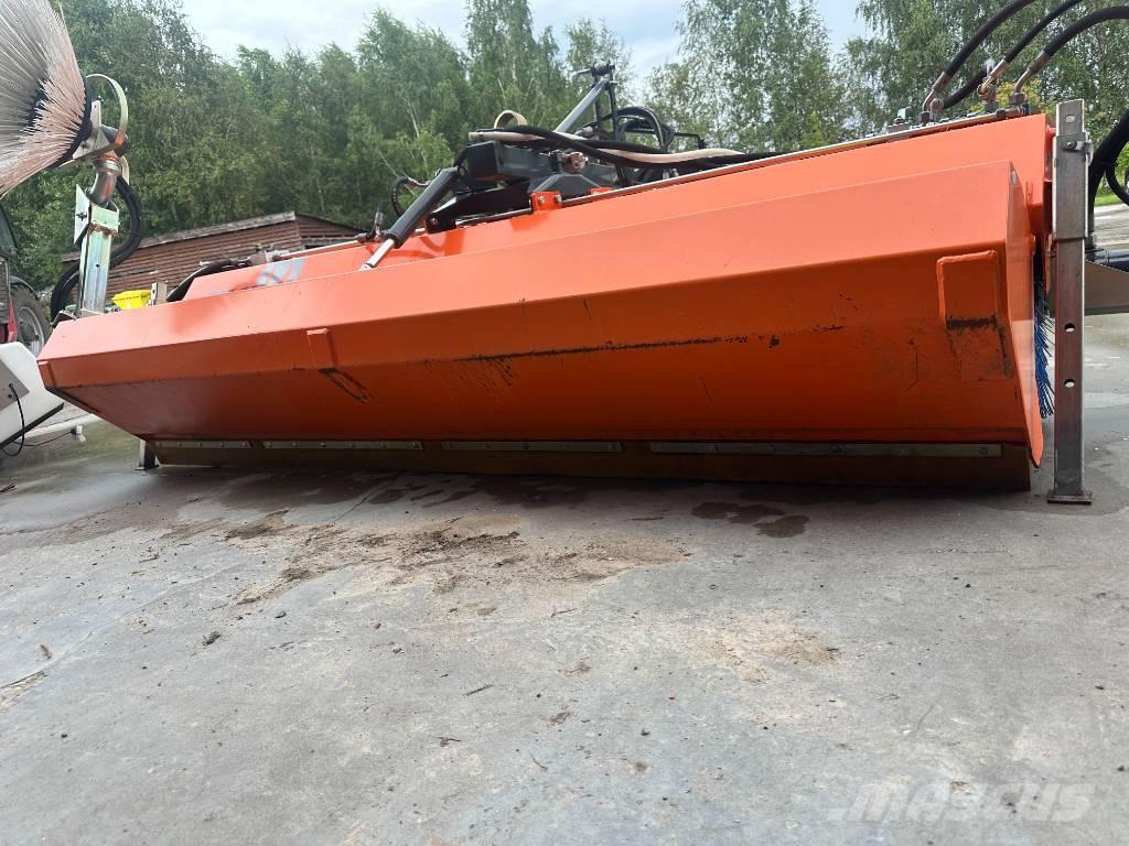 Tuchel Plus 590-260 Sweepers