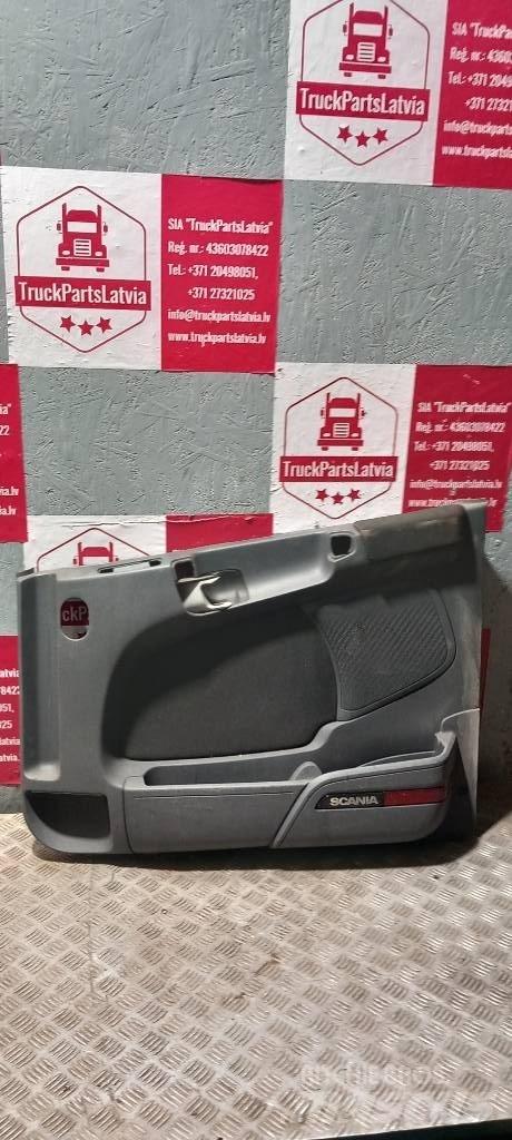 Scania R 440   1486790 Cabins and interior
