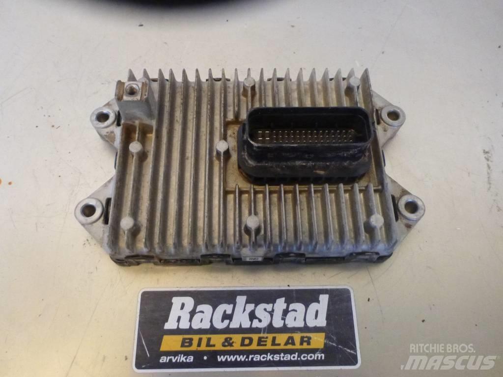 Volvo EW140, 220552 Electronics