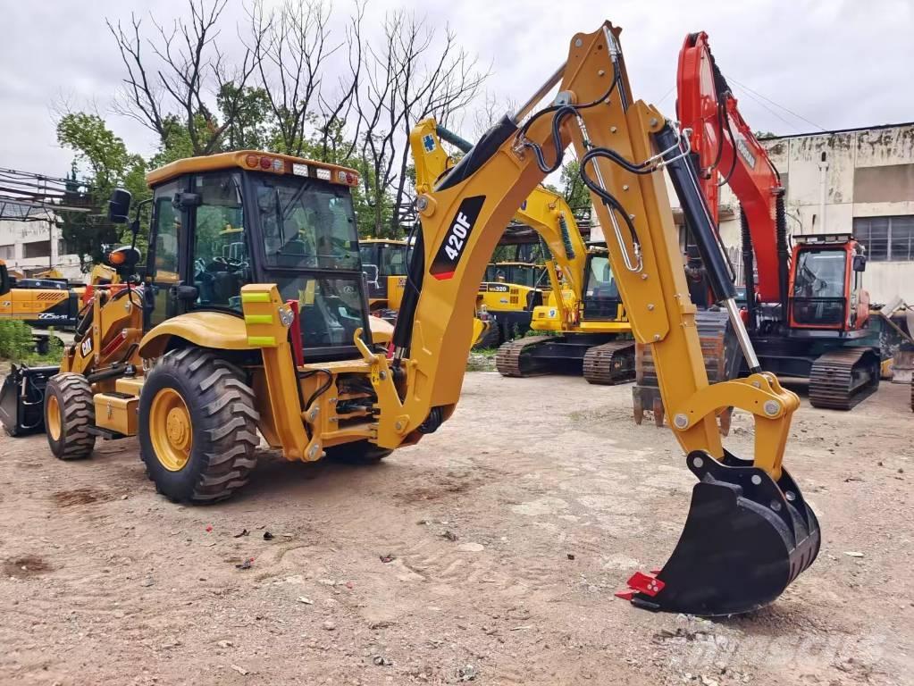 CAT 420 F Backhoe