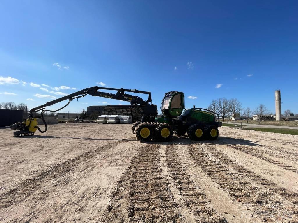 John Deere 1170G Harvesters