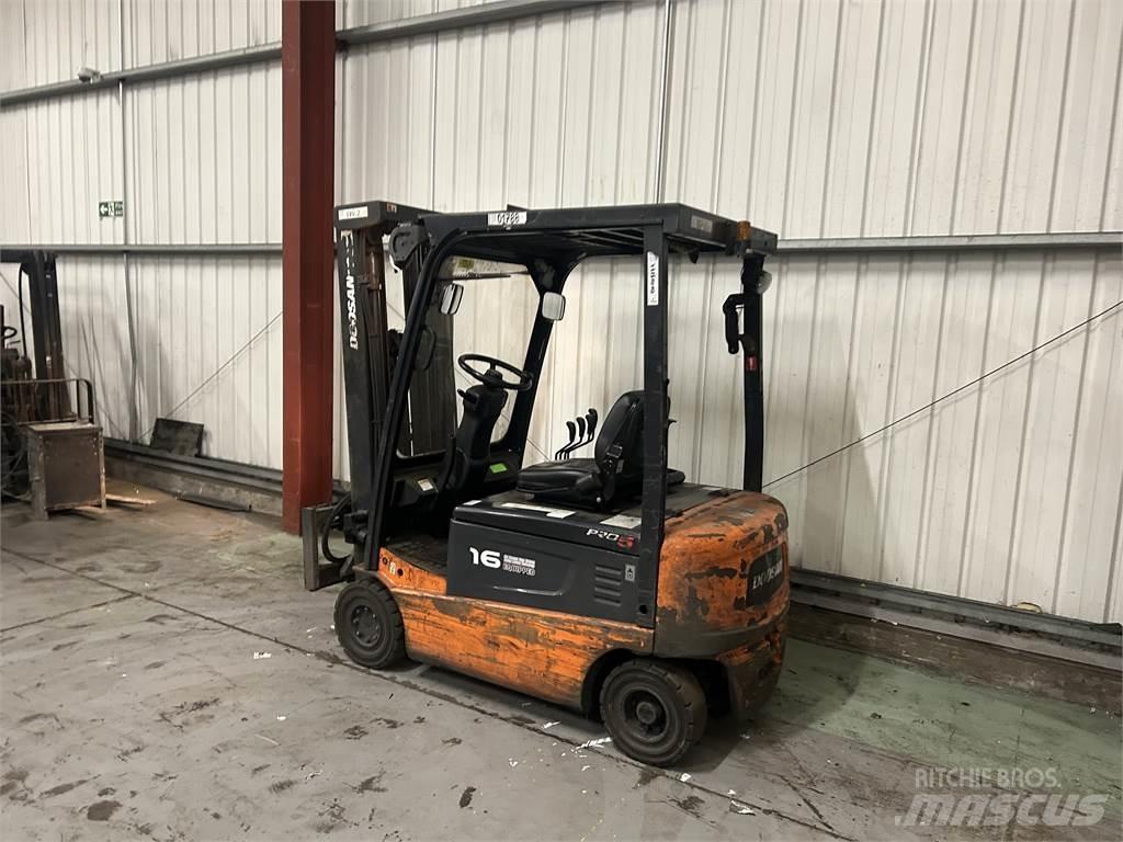 Doosan B16X-5 Electric forklift trucks