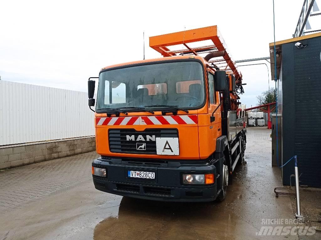 MAN F 2001 Tanker trucks