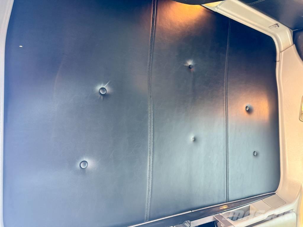 Kenworth T 800 Prime Movers