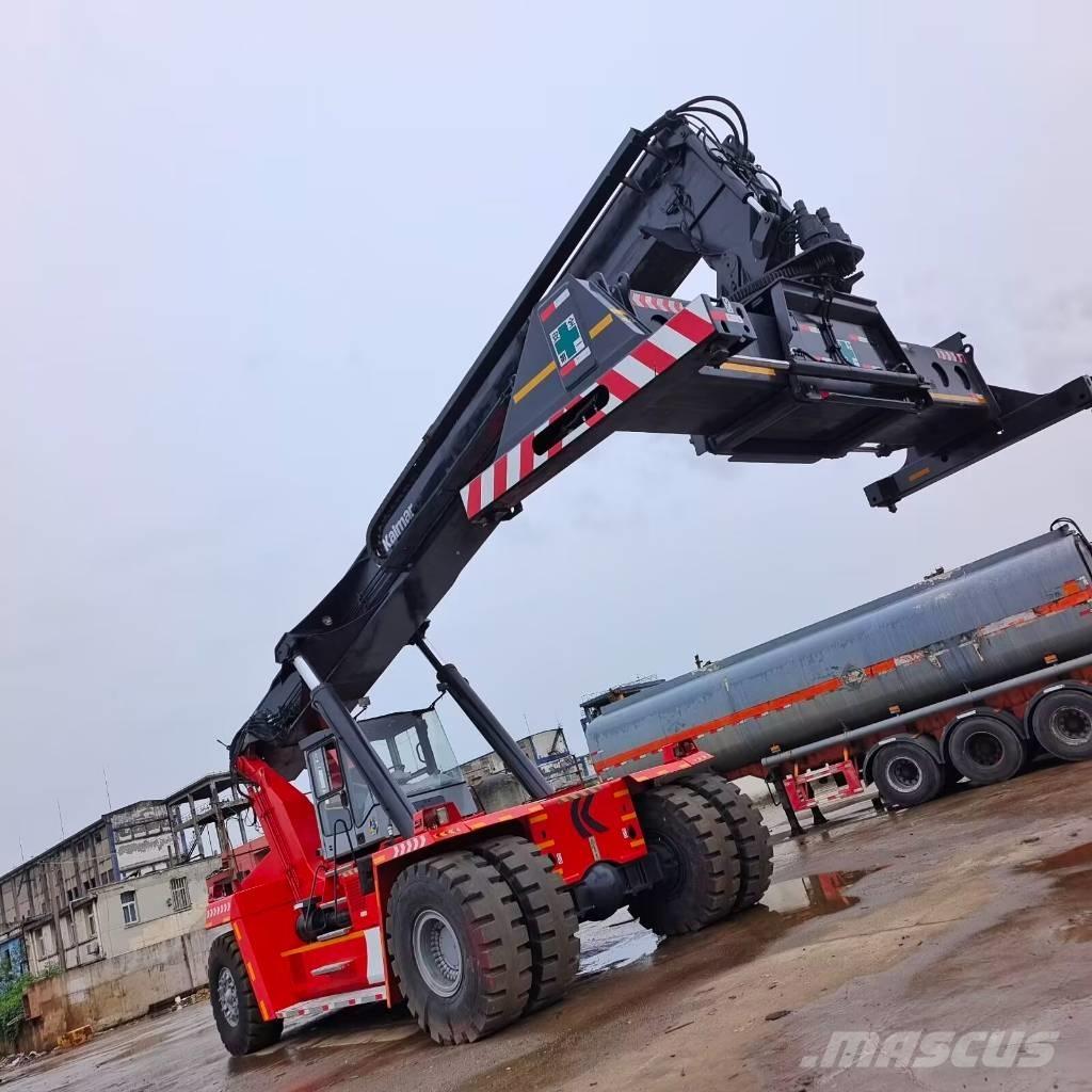 Kalmar DRF450 Reach stackers