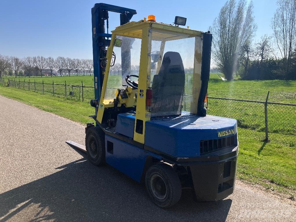 Nissan Heftruck Diesel trucks