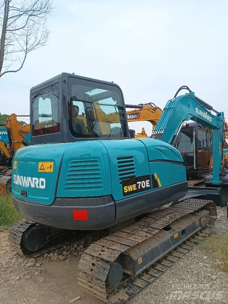 Sunward SWE70 Mini excavators  7t - 12t