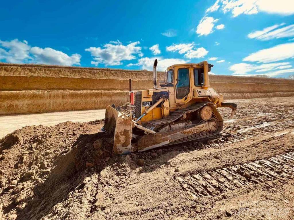 CAT D 5 H Crawler dozers