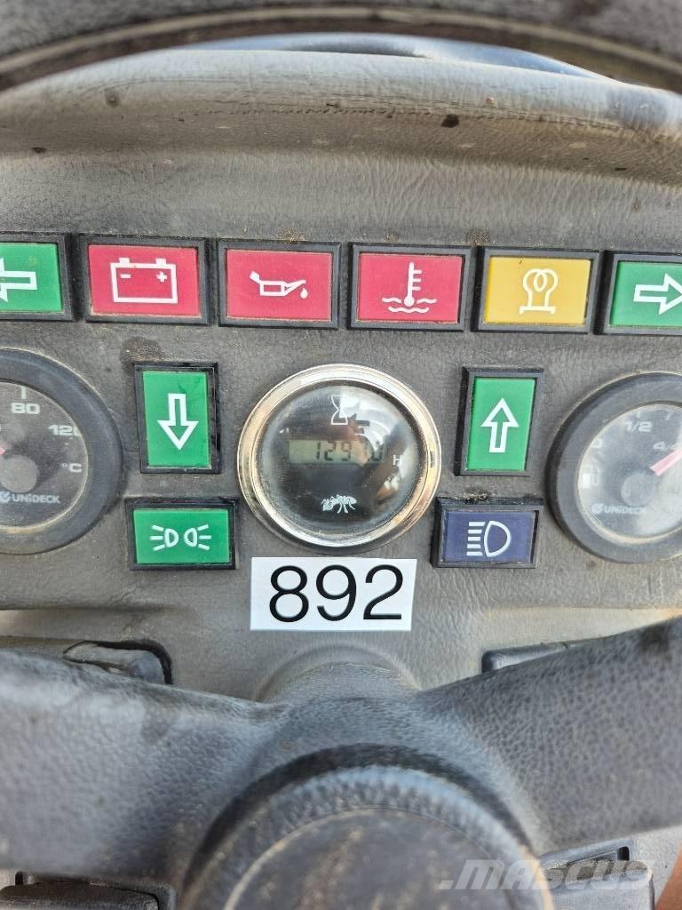 GiANT V 452 T HD Mini loaders