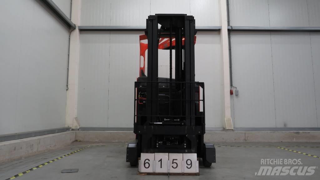 BT RRE140M Reach truck