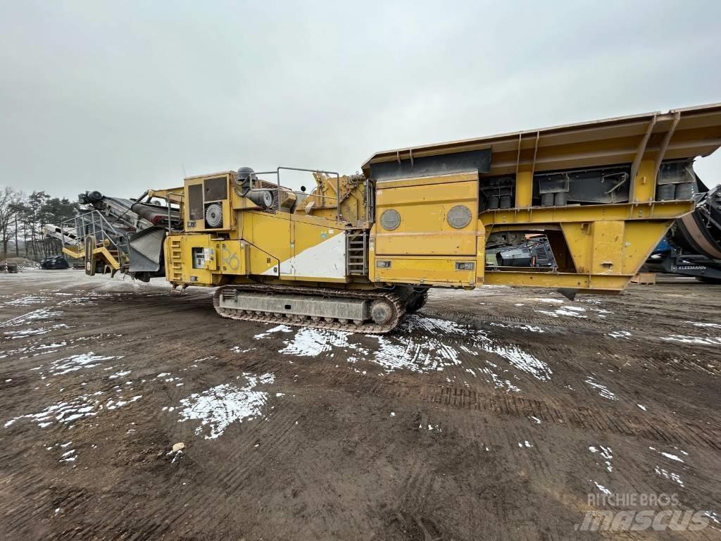 Keestrack R6 Mobile crushers