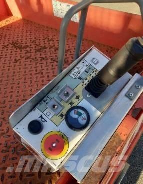 SkyJack SJ III 4626 Scissor lifts