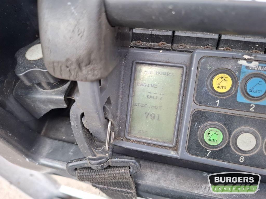 Hinowa 20.10 IIIS Articulated boom lifts