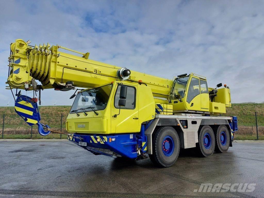Grove GMK3060 All terrain cranes