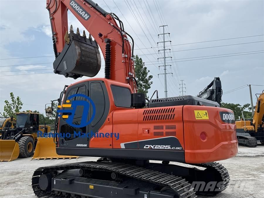 Doosan DX 225 LC-9C Crawler excavators
