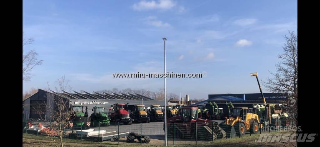 John Deere 590 Round balers