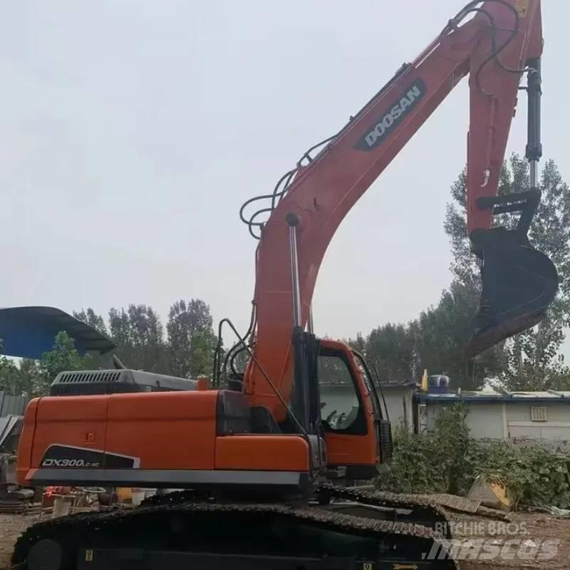 Doosan DX 300 Crawler excavators