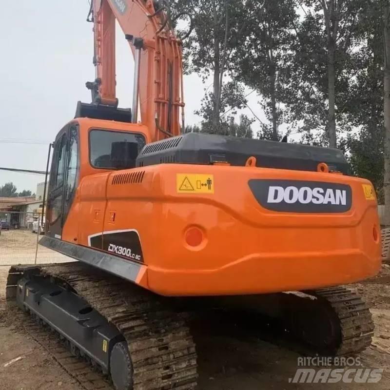 Doosan DX 300 Crawler excavators