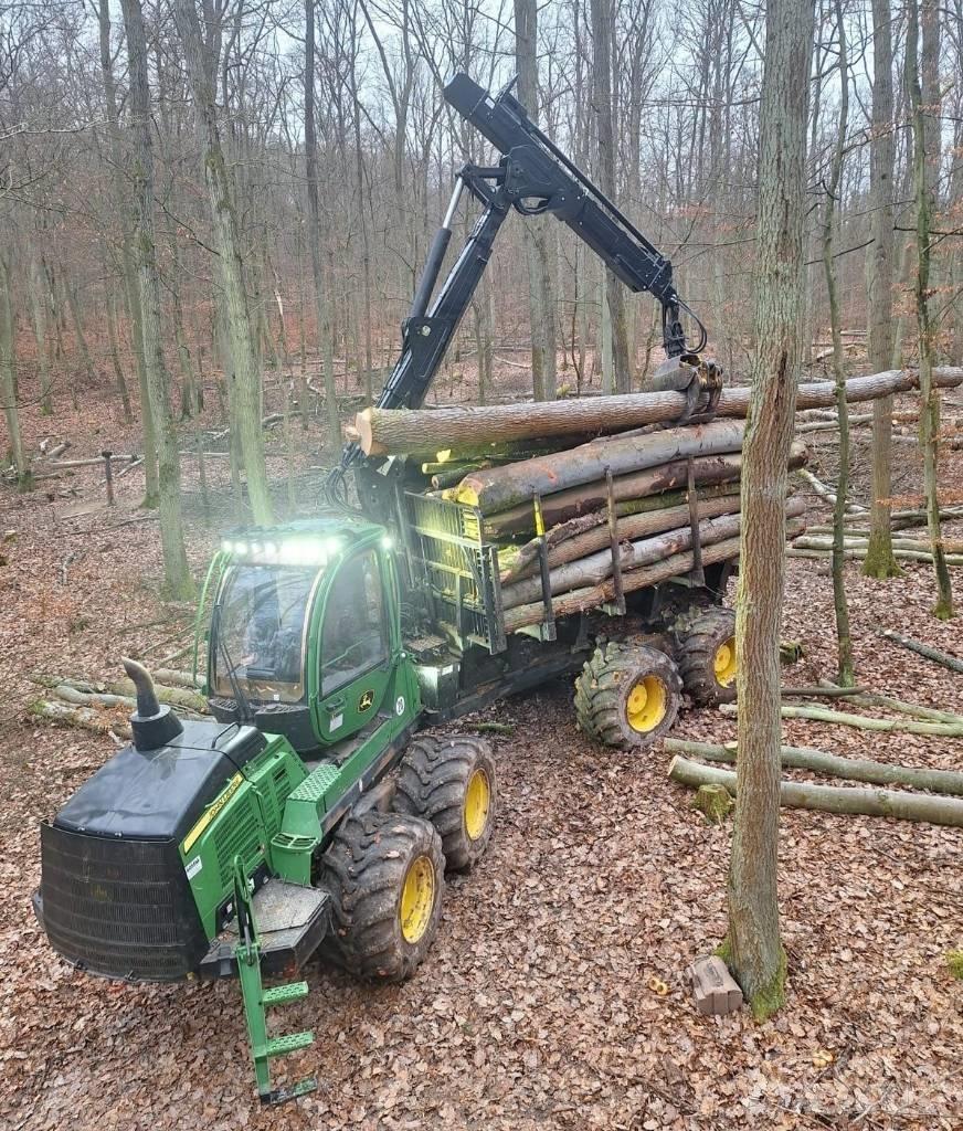 John Deere 1210 G Forwarders