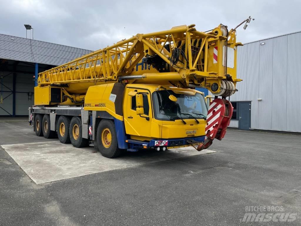 Grove GMK 5250 L All terrain cranes