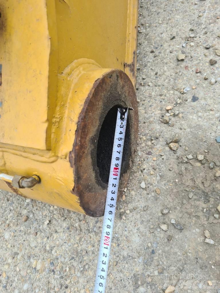 CAT 330 CL Backhoes