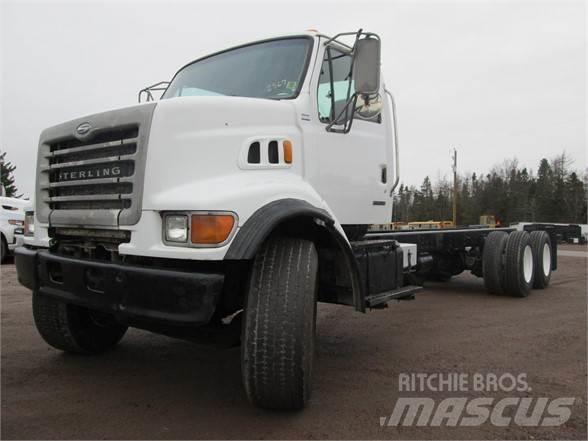 Sterling L9500 Chassis Cab trucks