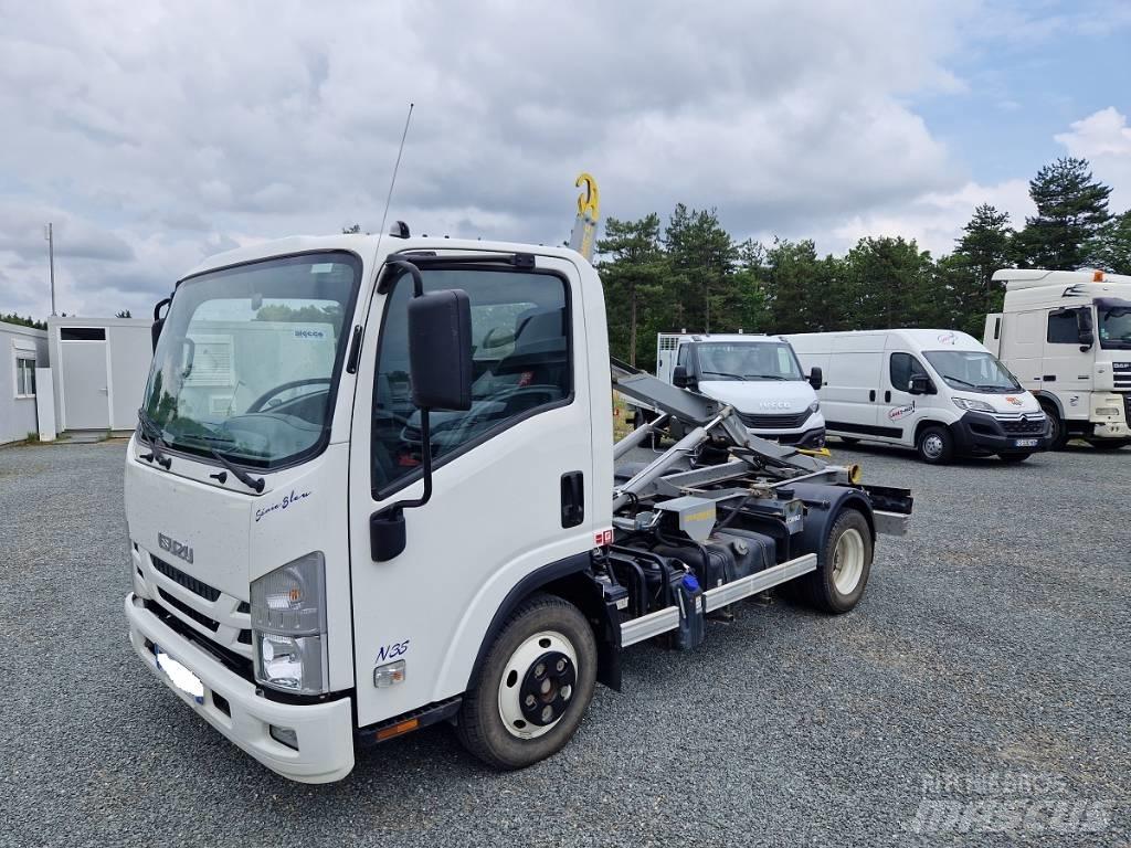 Isuzu N-Series Panel vans