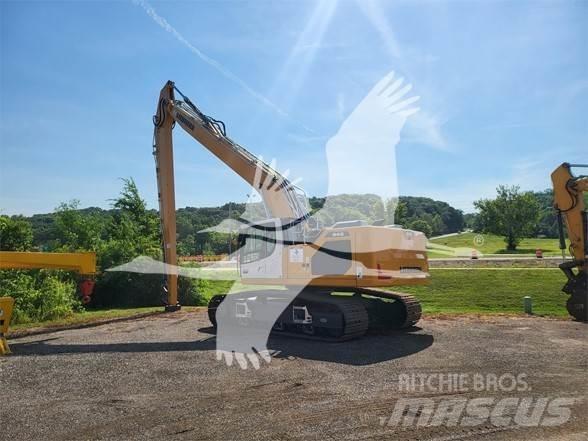Liebherr R945 Crawler excavators