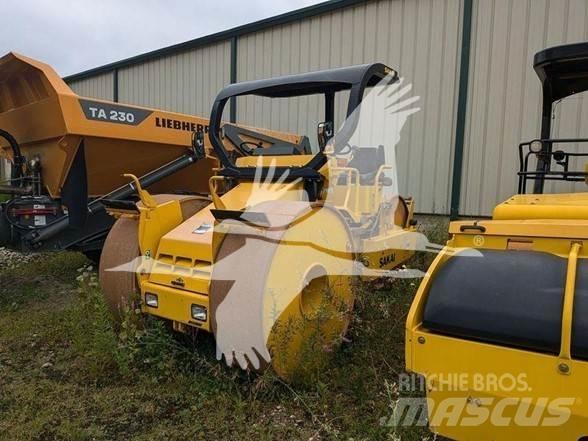 Sakai R2H-4 Single drum rollers