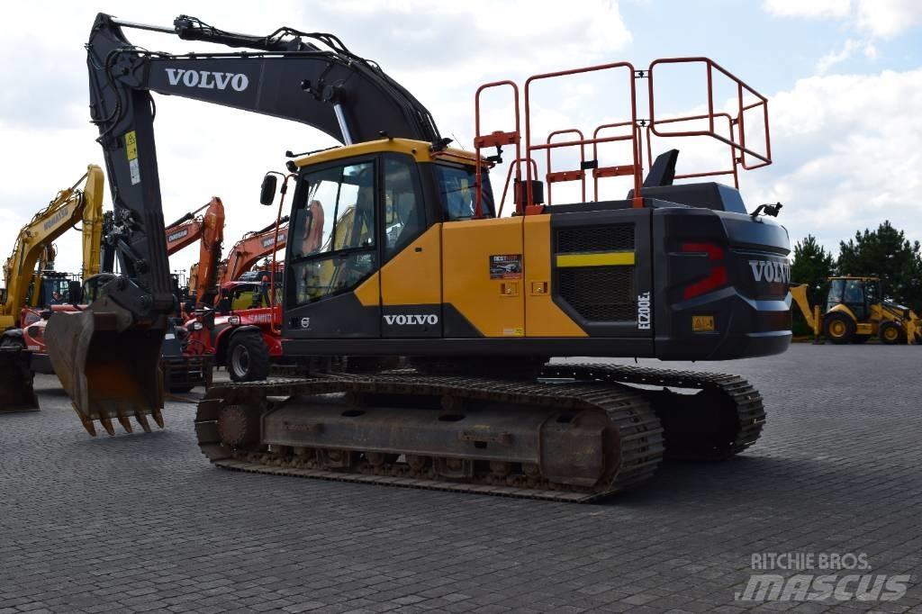 Volvo EC 200 Crawler excavators