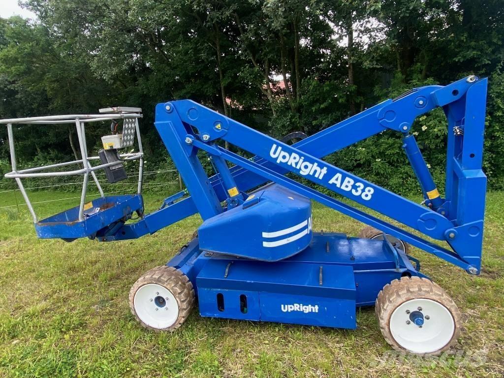UpRight AB38N Articulated boom lifts