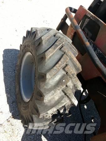  Pneus 11.5-15.3 Tyres, wheels and rims
