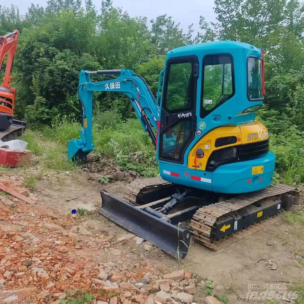 Kubota KX 135 Crawler excavators