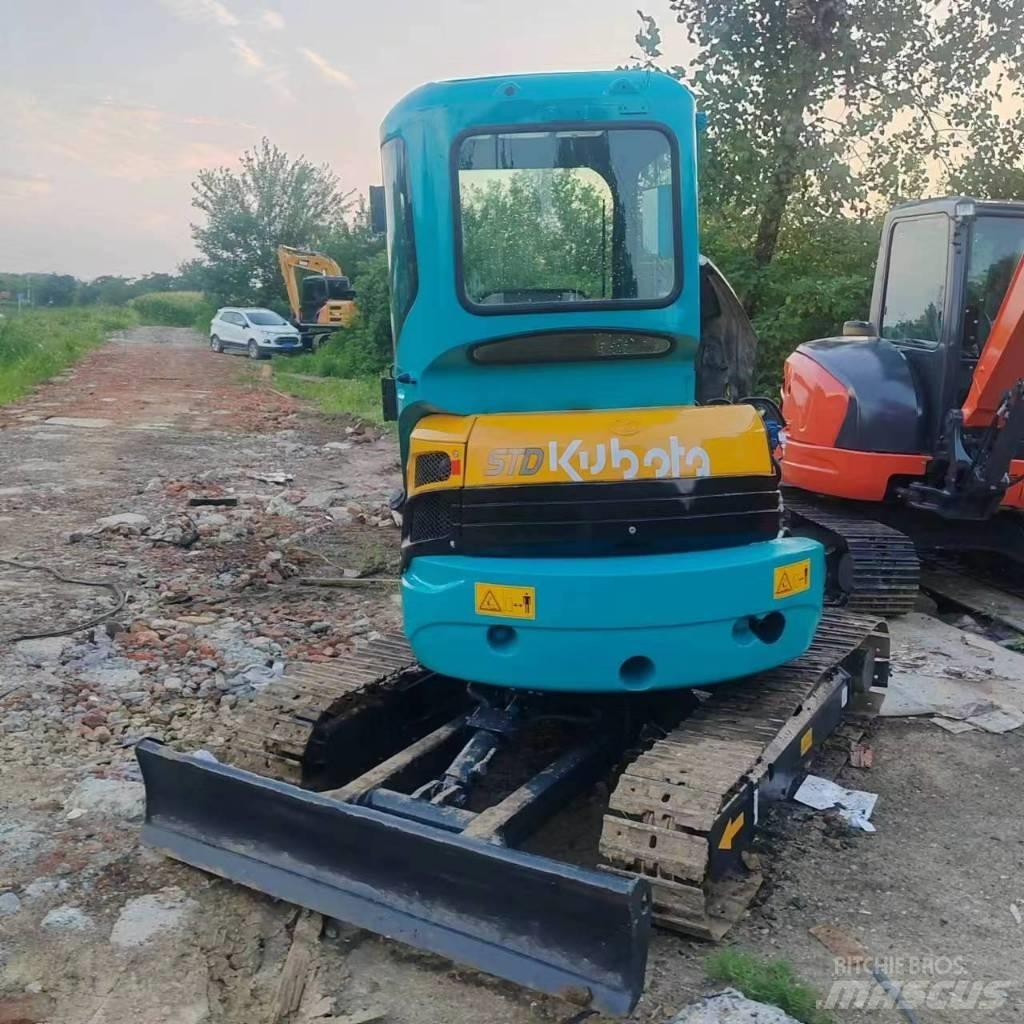Kubota KX 135 Crawler excavators
