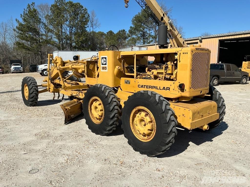 CAT 120 Graders