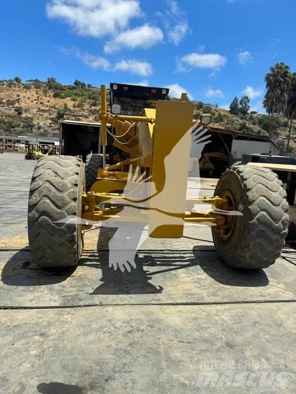 CAT 16H Graders