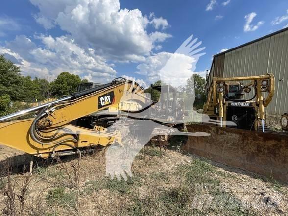 CAT 320 Crawler excavators