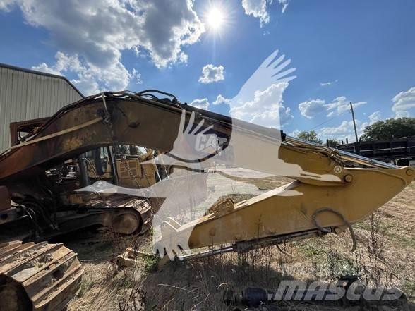 CAT 320 Crawler excavators