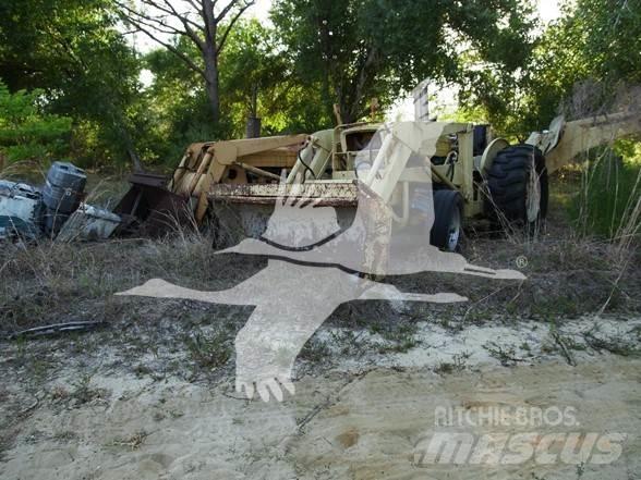 Ford 555 Backhoe