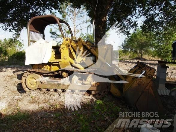 John Deere 450 Crawler loaders