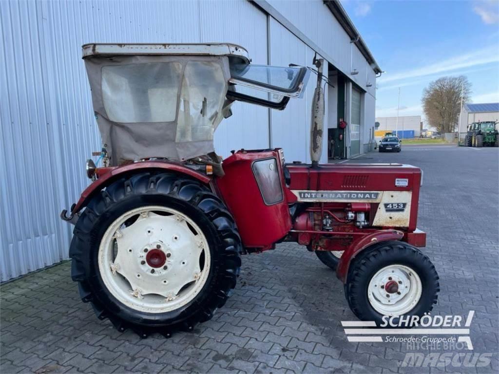 Case IH 453 Tractors