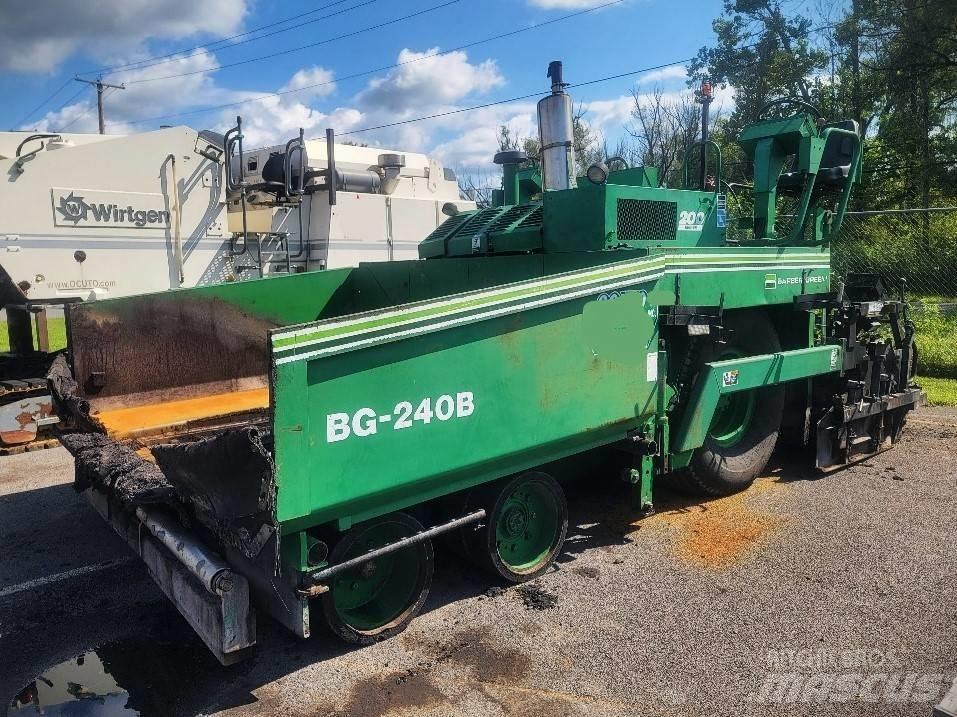 Barber-Greene BG240B Asphalt pavers
