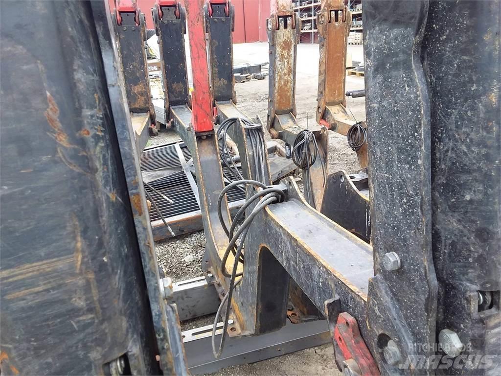 Komatsu 895 Other components