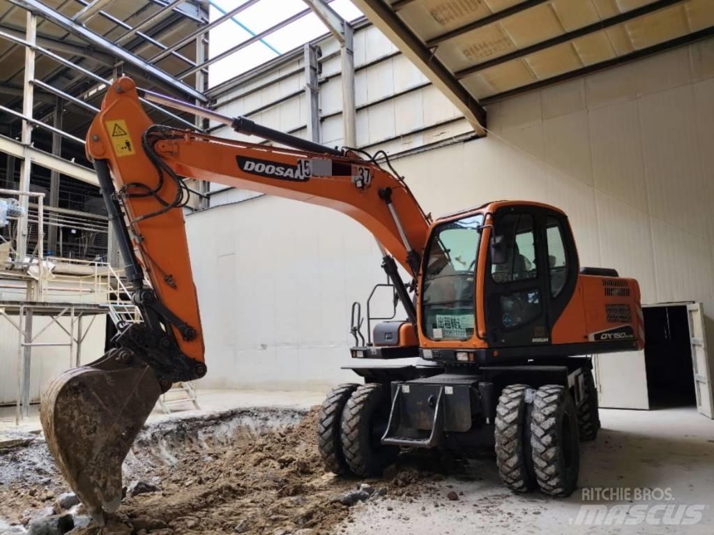 Doosan DX 150W-9C Wheeled excavators