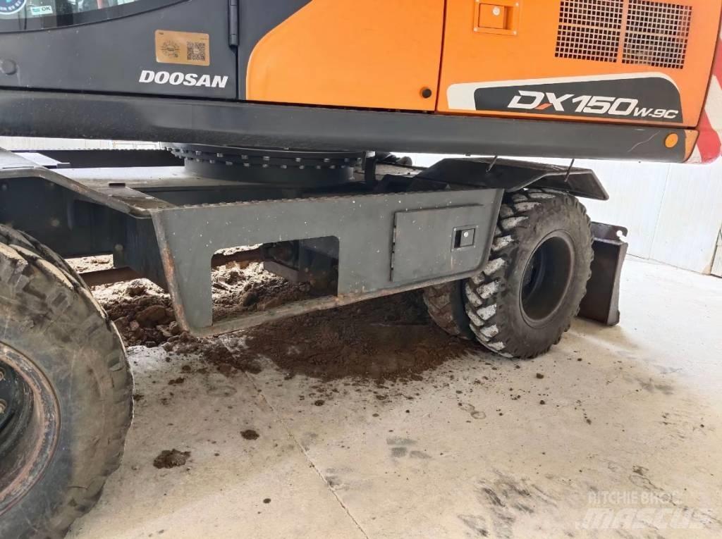 Doosan DX 150W-9C Wheeled excavators