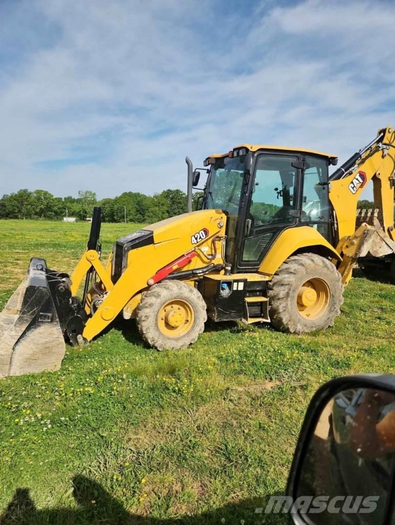 CAT 420 Backhoe