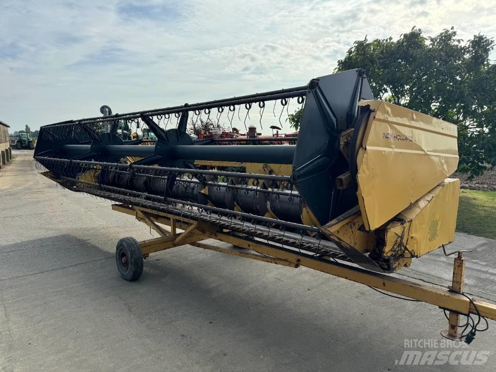 New Holland TX 36 Combine harvesters