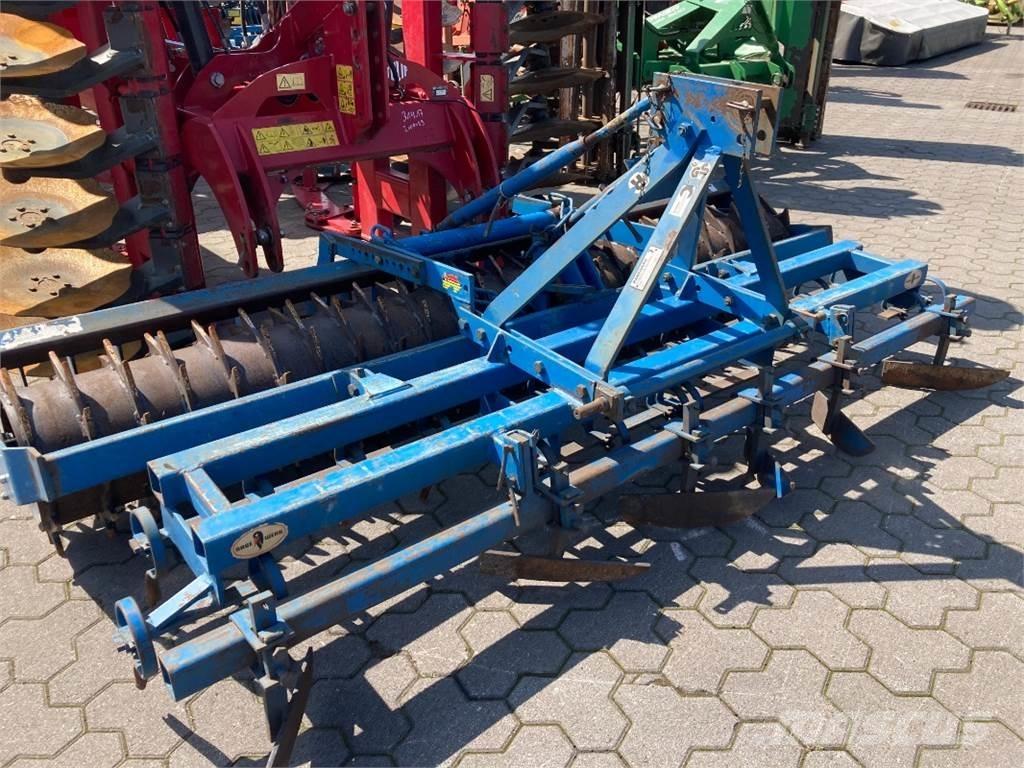 Rabe Kompakter 301 Harrows